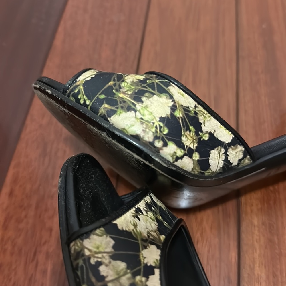 Givenchy Floral Sandal Heels 6.5 - Picture 9 of 12